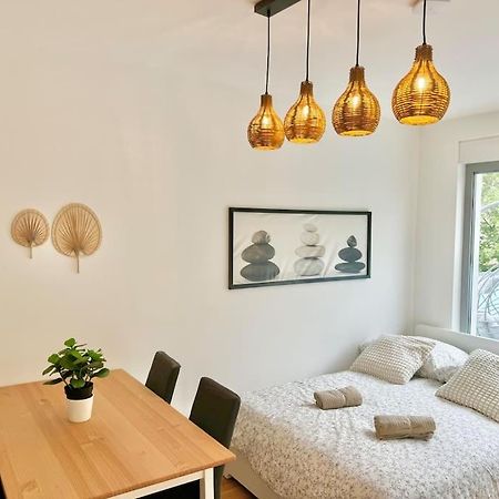 Rooftop Apartment With Balcony & Free Parking Wenen Buitenkant foto