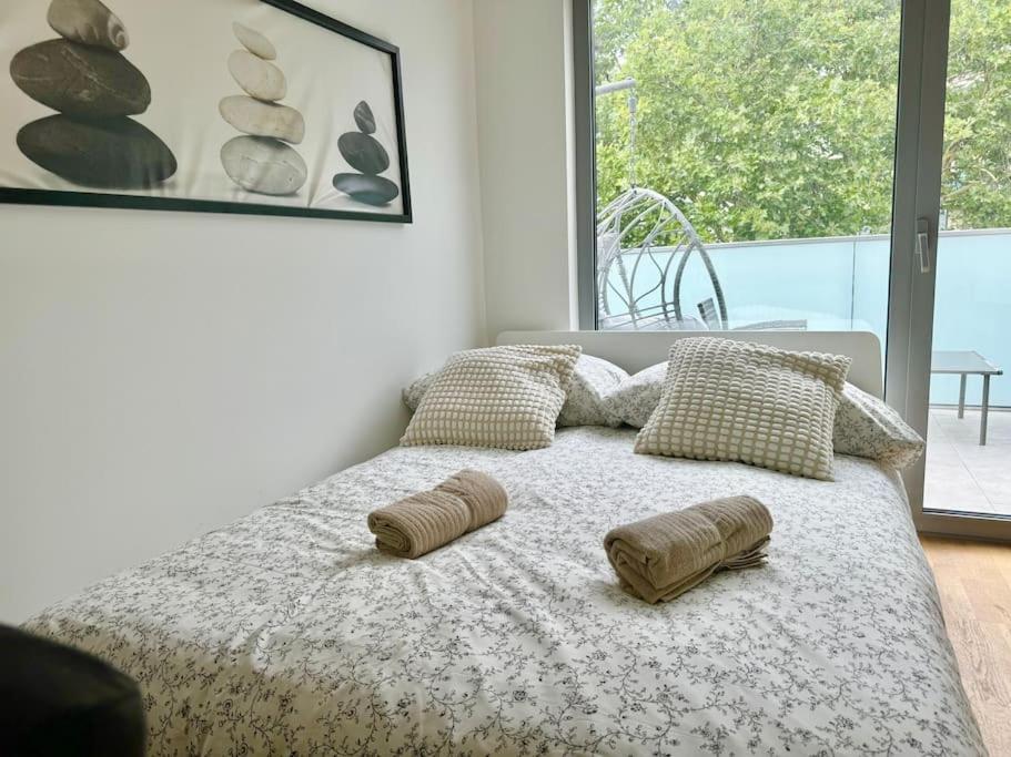 Rooftop Apartment With Balcony & Free Parking Wenen Buitenkant foto