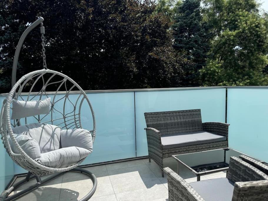 Rooftop Apartment With Balcony & Free Parking Wenen Buitenkant foto